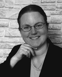 Dr. Claudia Cymutta